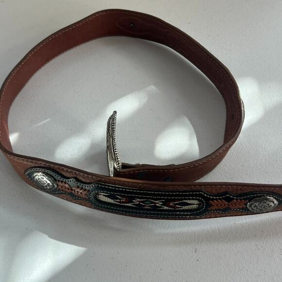 Wrangler Belt Mens (39.5-44) In Handcrafted Genuine Leather Southwestern Concho - Picture 3 of 16